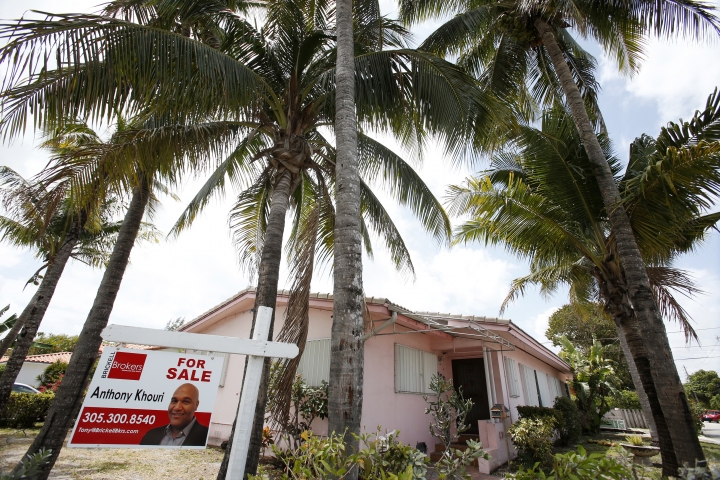 Average US 30-year mortgage rate ticks up to 3.45 percent