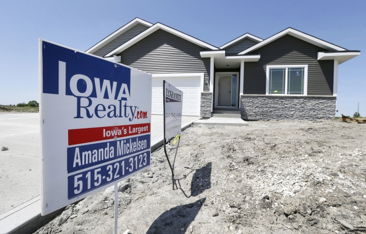 Midwest buying spree lifted US new-home sales in November
