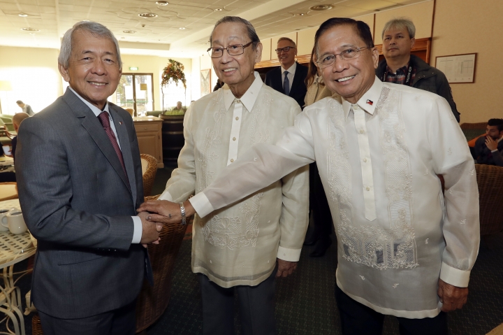 Philippines, communist rebels resume peace talks in Rome
