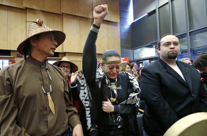 Seattle splits from Wells Fargo over Dakota Access pipeline