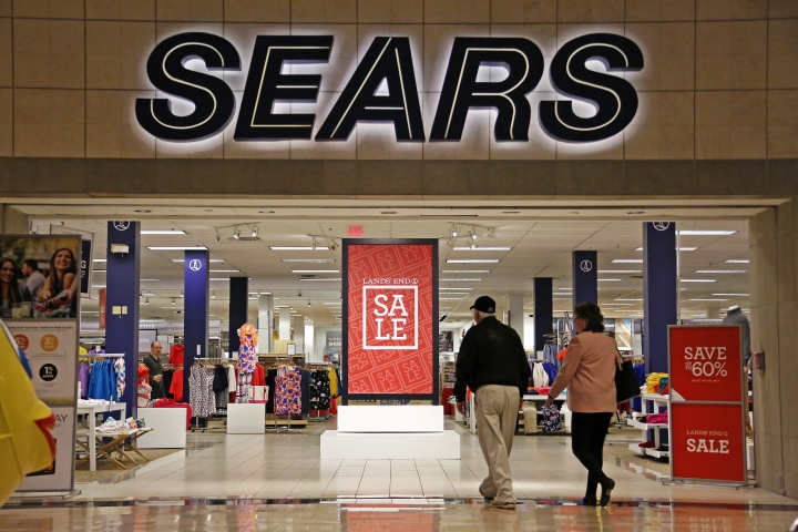 US retail sales rise in January, led by gas and restaurants