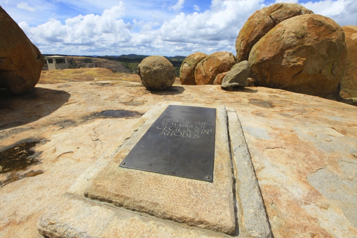 In Zimbabwe, grave of Cecil Rhodes draws tourists, debate