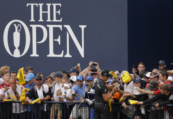 Sod, silversmith and a funky clubhouse all in play at Open