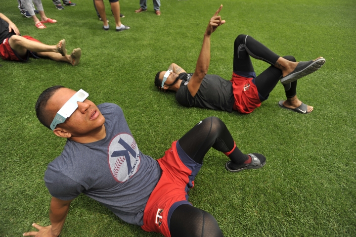 Baseball fans flock to minor league stadiums to see eclipse