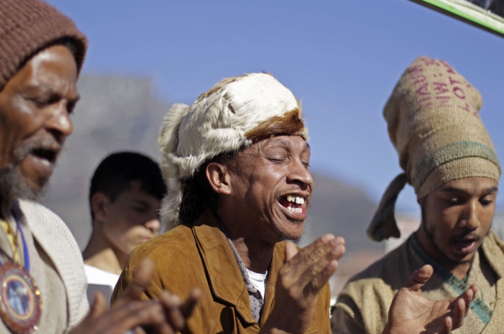 Feeling old? DNA supports an early evolution of our species