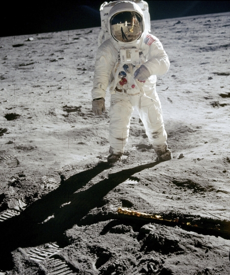 Rare photos by early NASA astronauts being auctioned off