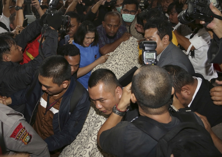 Disbelief as 'most wanted' Indonesia politician hospitalized