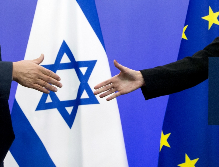 EU rebuffs idea of recognizing Jerusalem as Netanyahu visits