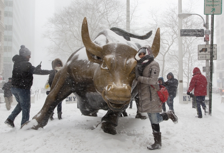 Strong manufacturing data gives US stocks another boost