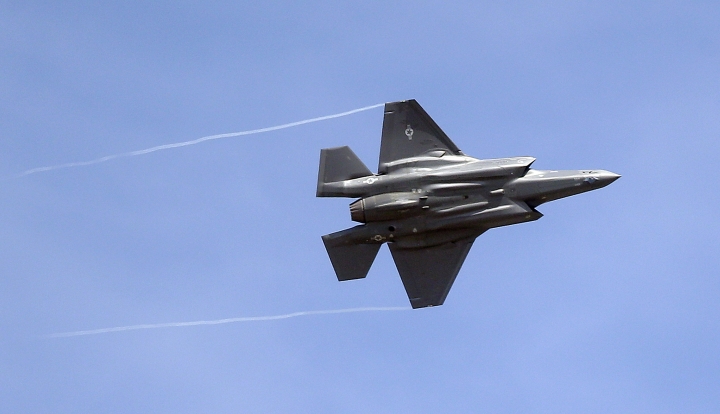 Senior US diplomat pitches arms sales in China's backyard