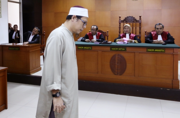 IS-linked militant in Indonesia gets 7 years in prison