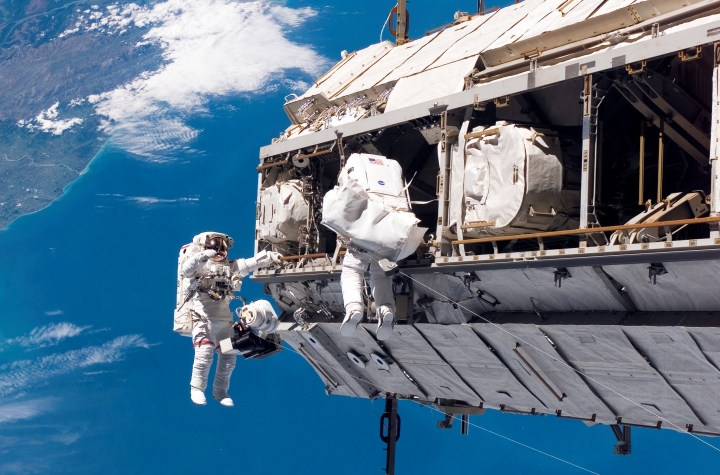 Trump aims for moon, pulls back on space station, telescopes