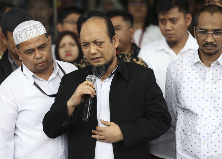 Blinded investigator to Indonesia graft fighters: Stay brave